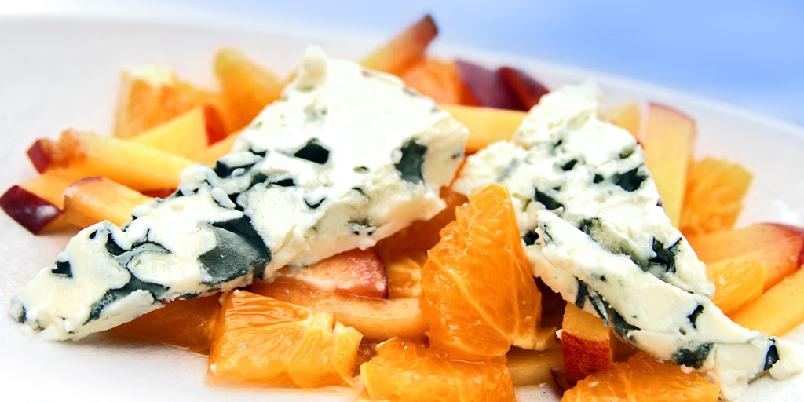 Bl&aring;muggost med appelsin