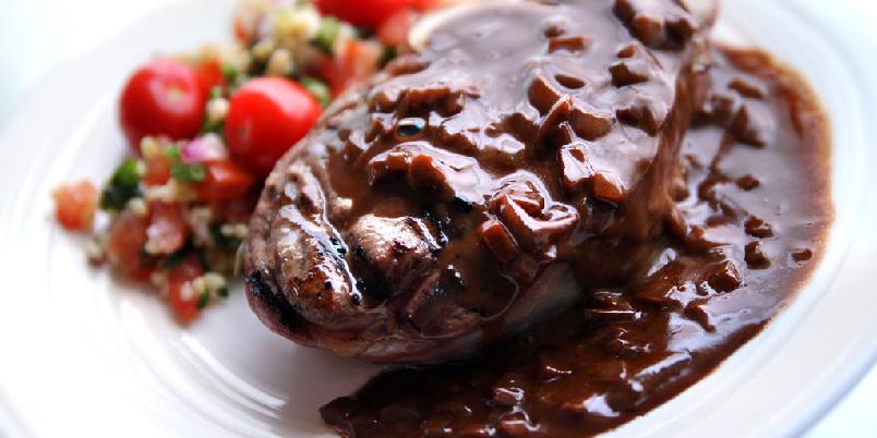 Portvin- og armagnacsaus